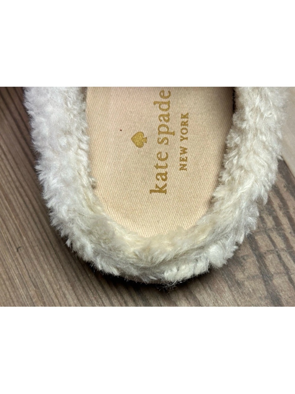 Kate Spade Fez Mule Faux Fur Wht Large Logo Leather Slip On Shoes Women Size 9B - Picture 6 of 9